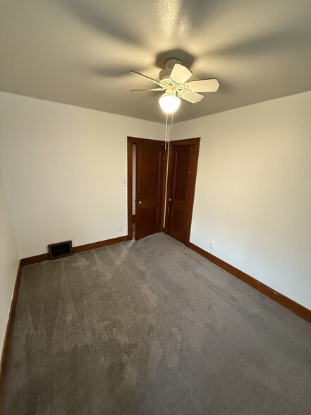 Building Photo - 311 Vinton St