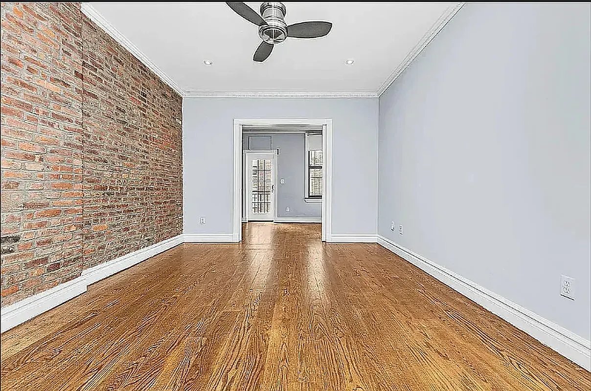 Building Photo - 345 W 53rd St