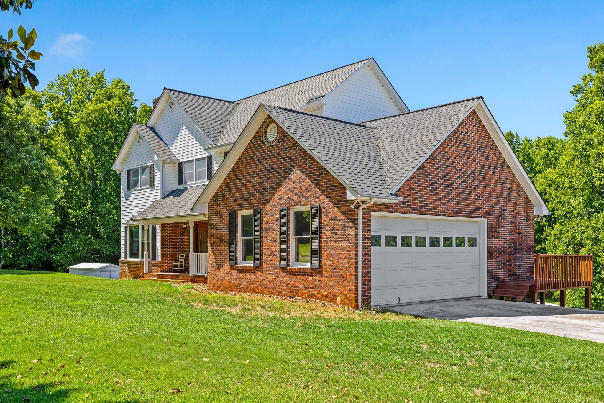 Building Photo - 3010 Eaker Dr