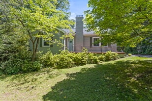 Building Photo - 214 Waddell Rd