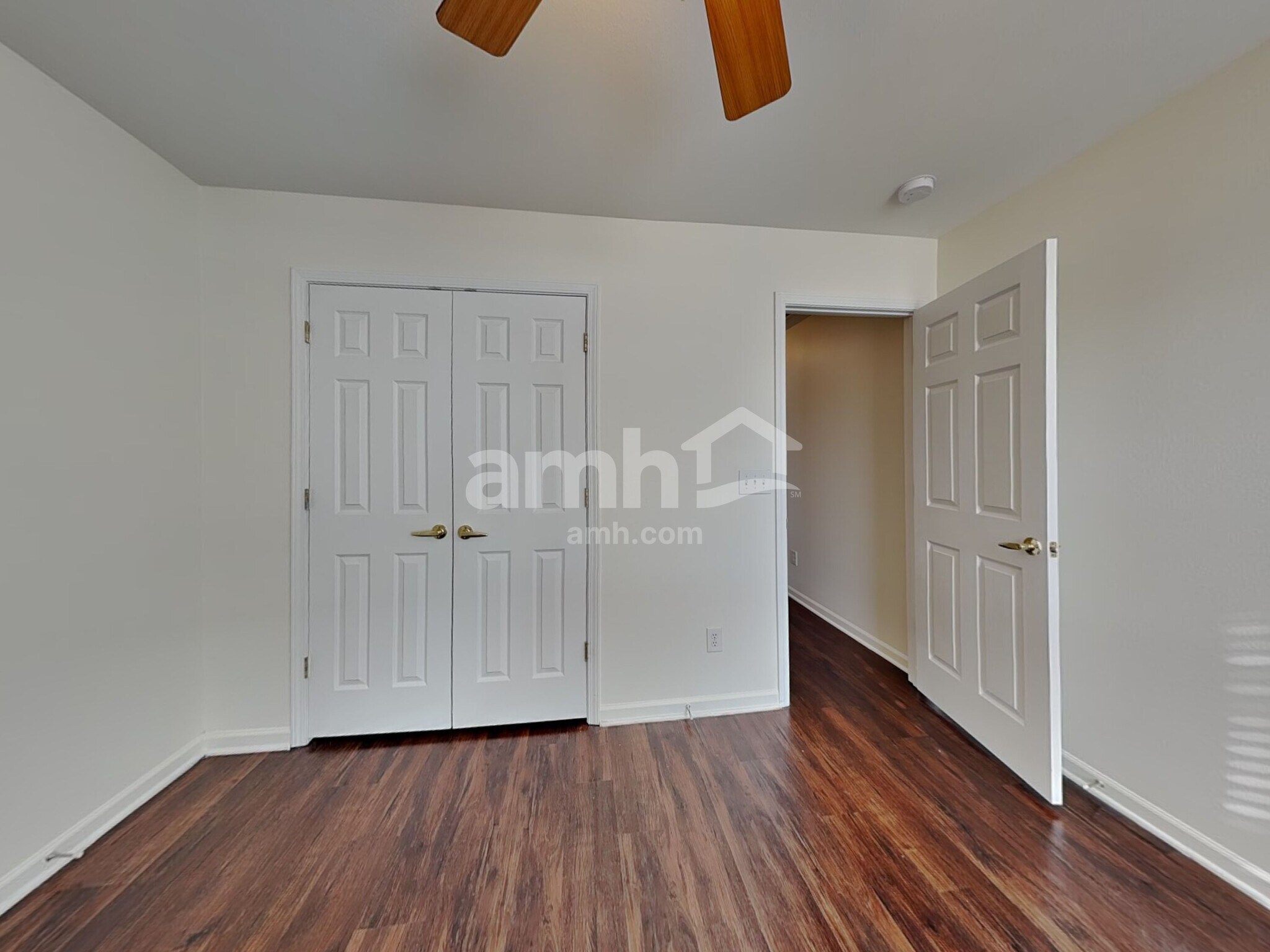 Building Photo - 118 Greenway St