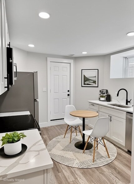 Building Photo - 90 Winthrop Shore Dr