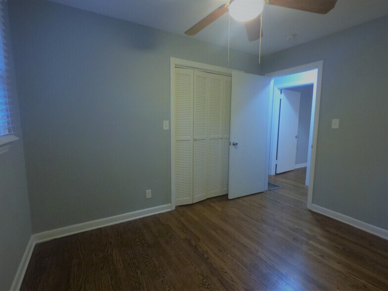 bedroom 2 - 2409 Boiling Springs Rd