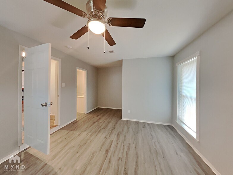 Building Photo - 108 Brookwood Dr