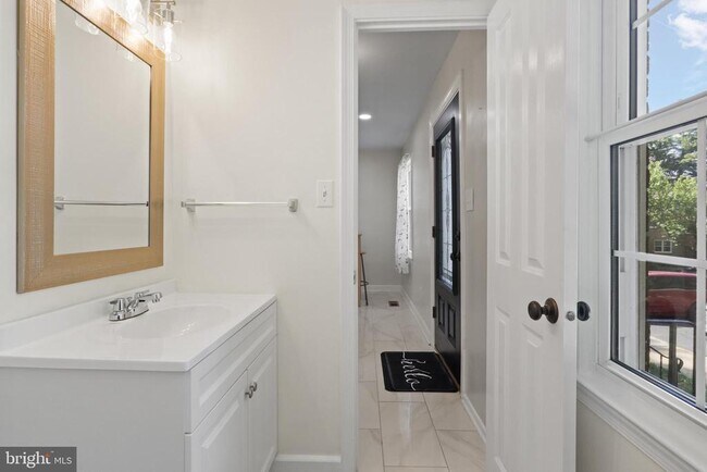 Building Photo - 5522 Conistone Ct