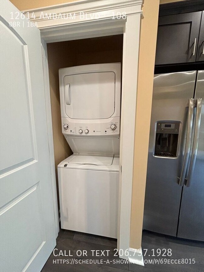 Building Photo - 12614 Ambaum Blvd SW