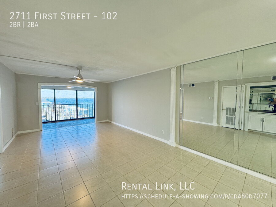 Building Photo - 2711 First Street-102