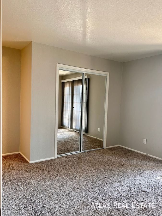 Building Photo - 15402 N 28th St