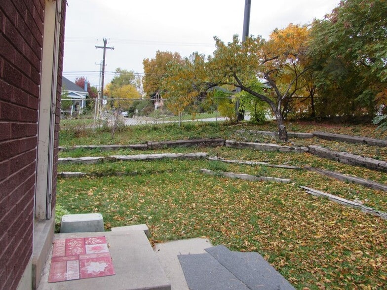 Building Photo - 278 Quince St