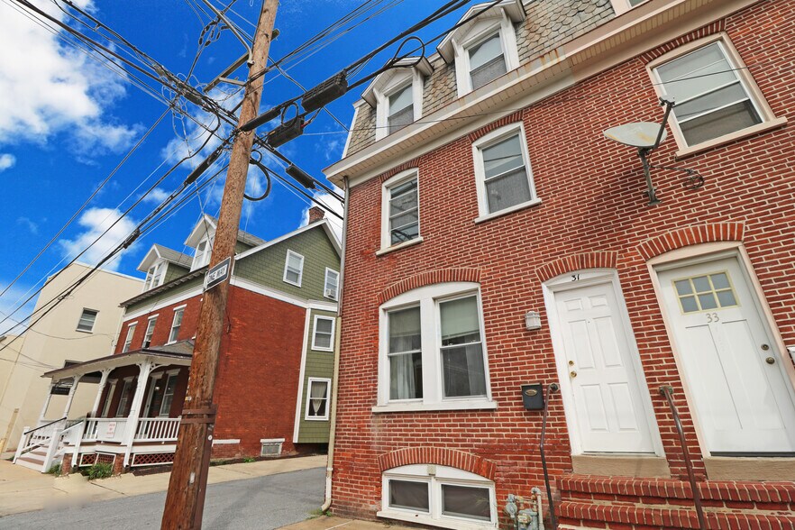 Building Photo - 31 S Darlington St