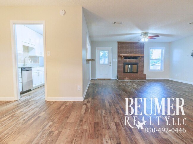 Building Photo - 231 S 69th Ave