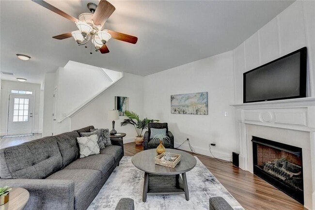 Building Photo - 335 Pintail Ct