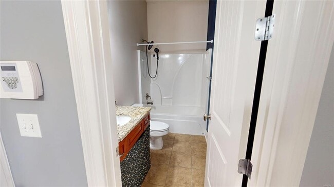 Building Photo - 415 Melison Dr