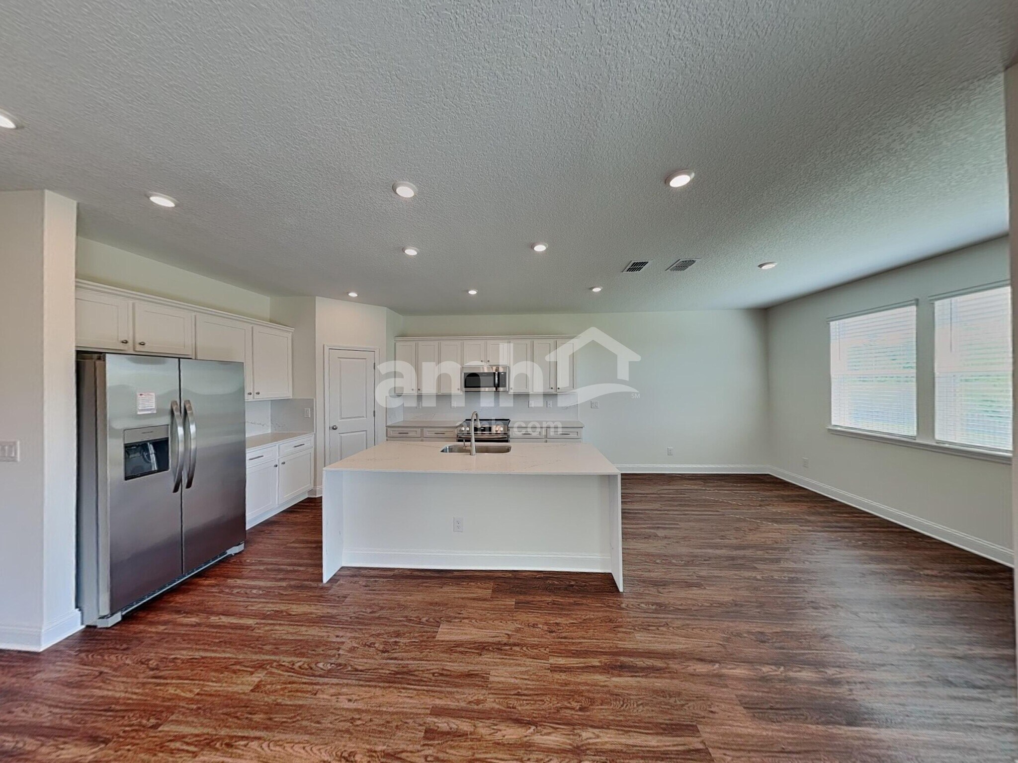 Building Photo - 291 Onate Cir