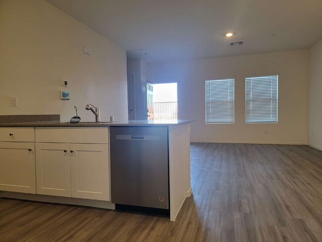 Building Photo - Brand New Home Never Lived In 3 bedroom, 2 bathroom, 2.5 bath, 2 Car Garage