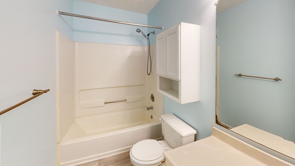 Building Photo - 30 Samantha Ct