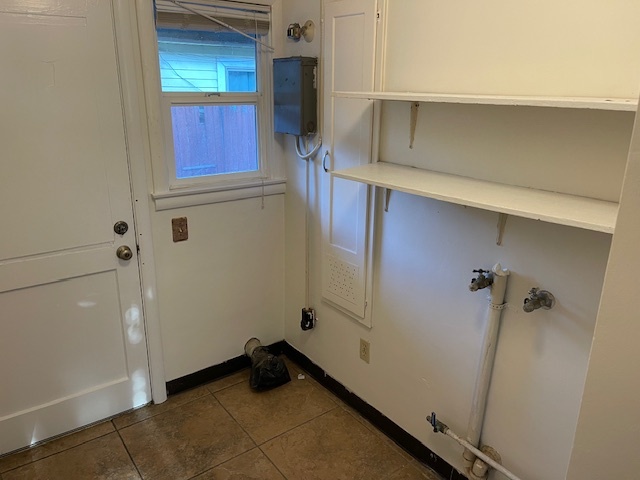 laundry room and door to backyard - 3729 46th St