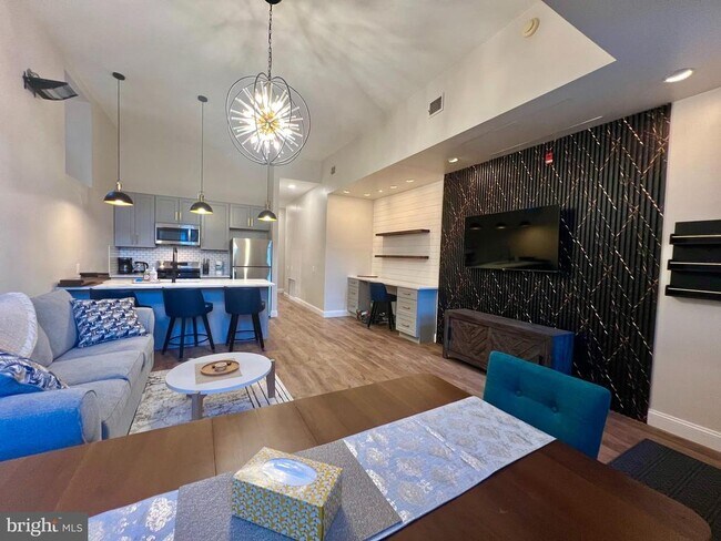 Building Photo - 3961 Baltimore Ave