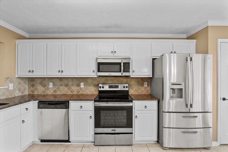 Building Photo - 229 Nicklaus Ct