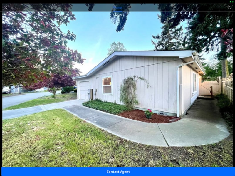 Building Photo - 2061 Victoria