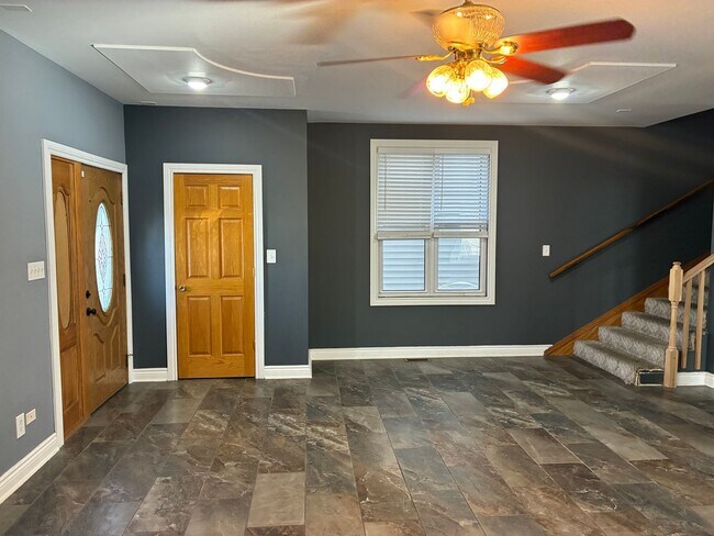 Building Photo - 5309 30th Pl