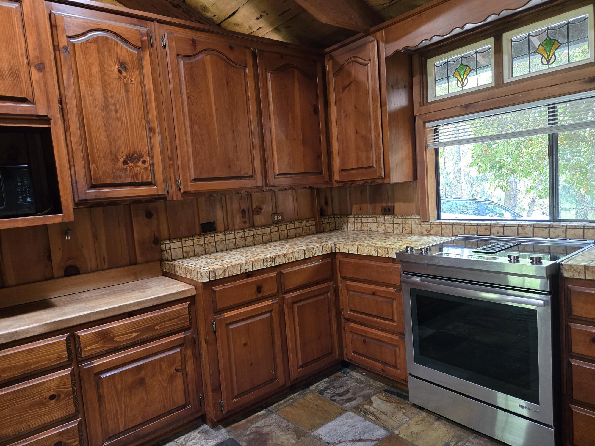 Building Photo - 6297 Silver Ridge Ln