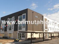 Building Photo - 3225 S 900 E