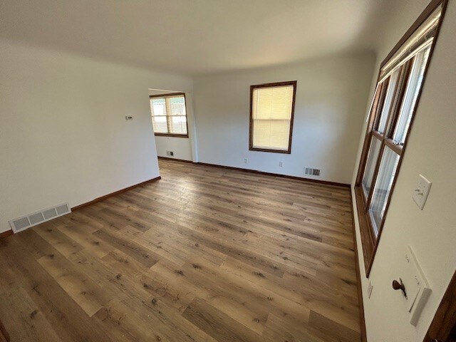 Building Photo - 4748 4th Ave S