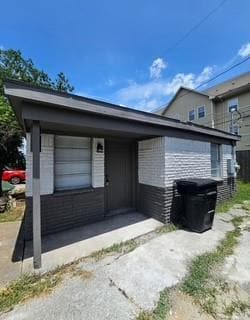 Primary Photo - 3833 Mt Pleasant St