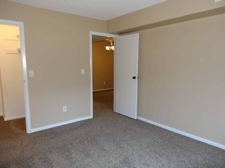 Master Bedroom - 3550 S Harlan St