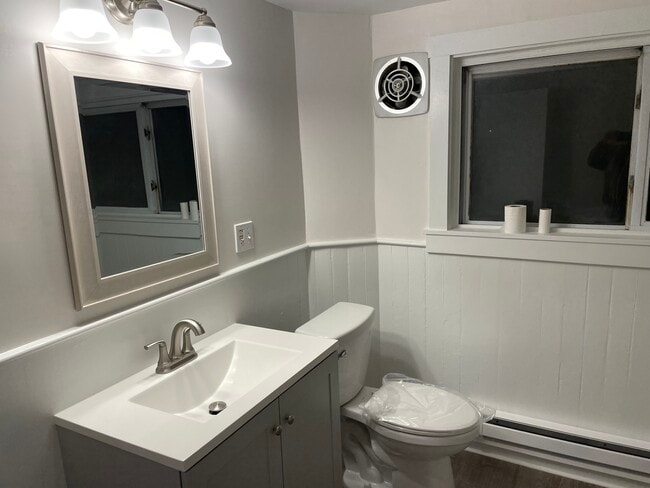 183B sink - 183 Washington St