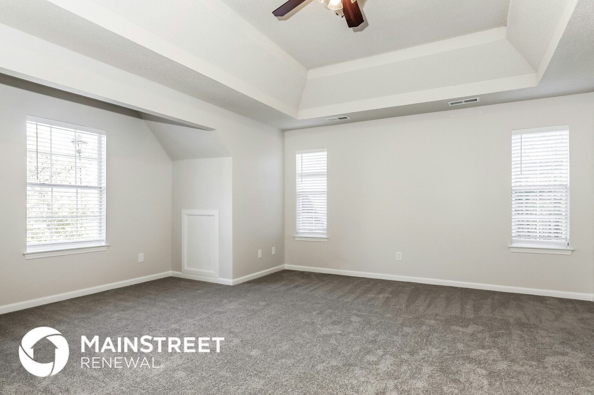 Building Photo - 5755 Blacktop Ct
