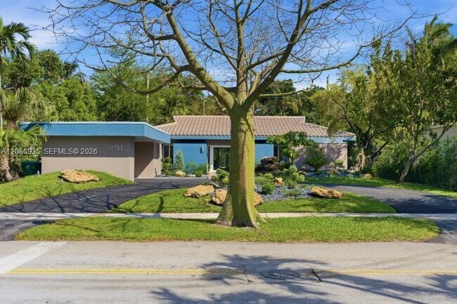 Building Photo - 291 Shore Dr E