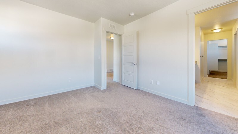 Building Photo - 6154 N Black Rock Hl