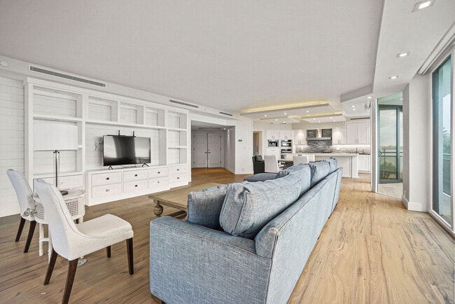 Building Photo - 3100 S Ocean Blvd