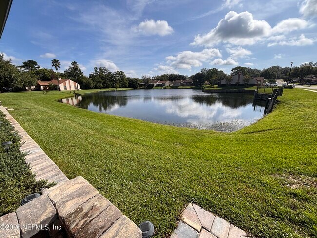 Building Photo - 7827 Fawn Brook Cir E