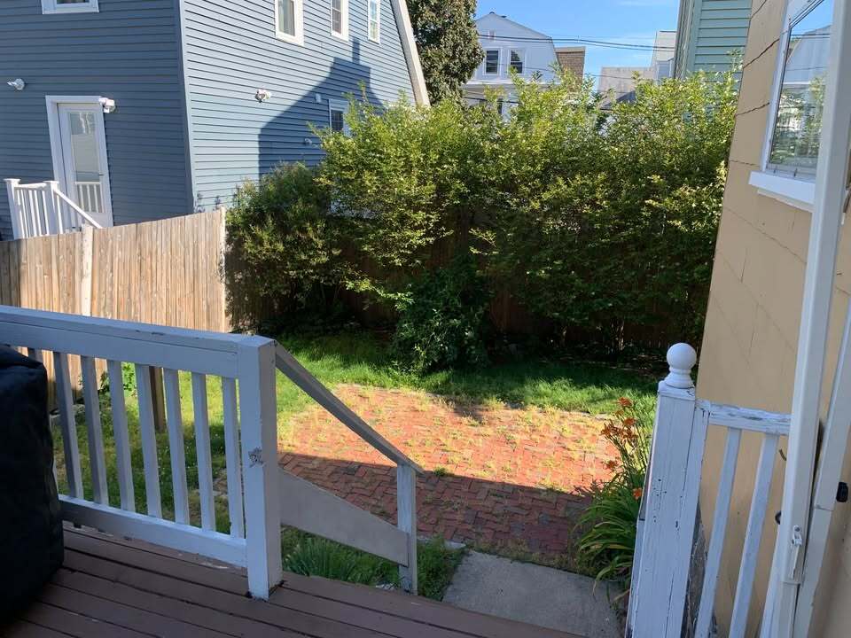 Building Photo - 77 Sheridan Ave