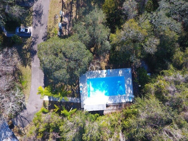 Building Photo - 616 Bowers Ln