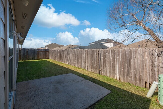 Building Photo - 3619 Fiorella Way