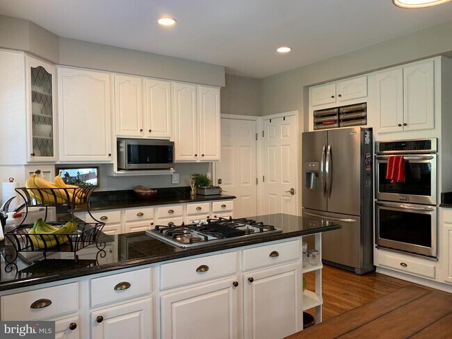 Building Photo - 15112 Windy Hollow Cir