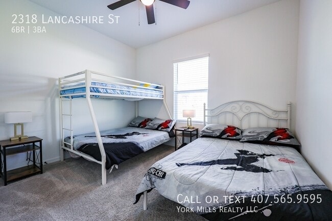 Building Photo - 2318 Lancashire St