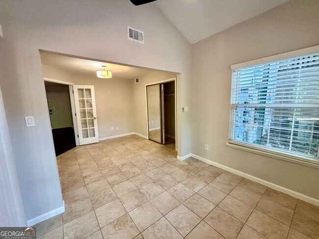 Building Photo - 320 Hawkstone Way