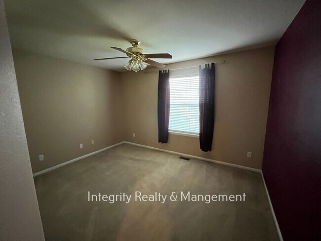 Building Photo - 9262 Melborne Ct