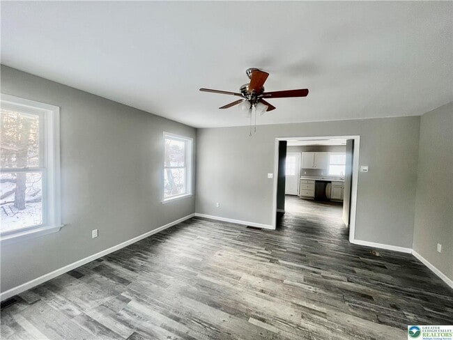 Building Photo - 138 Chestnut St