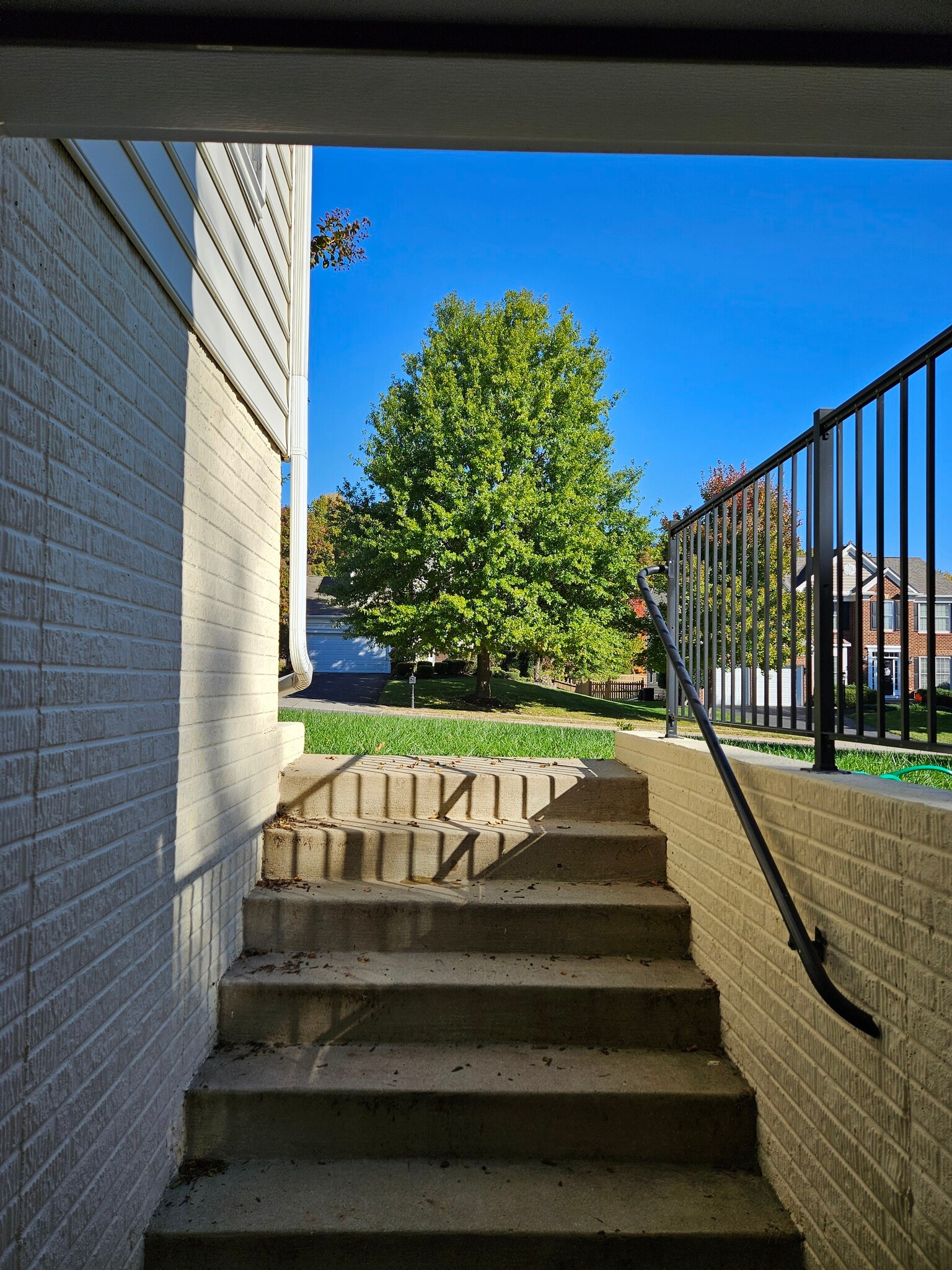 Private entrance - 10801 Valley Falls Ct