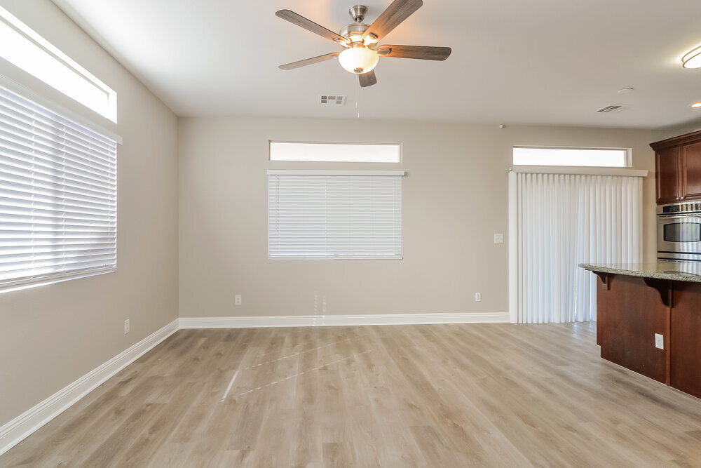 Building Photo - 740 Cam La Paz