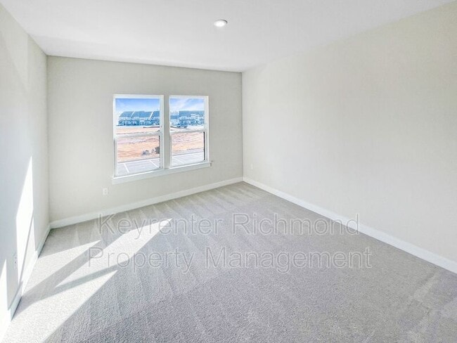 Building Photo - 3900 Maze Runner Dr
