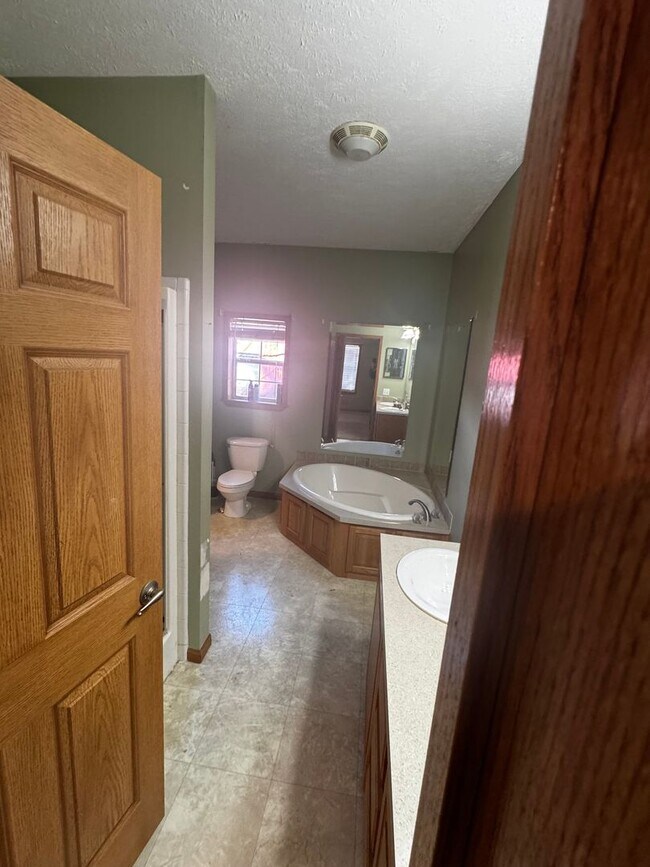 Building Photo - Beautiful 3 bedroom home in Caro!