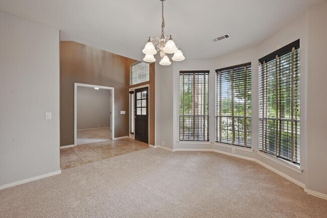Building Photo - Stunning 4-Bedroom, 3-Bath, 3 Car Garage H...