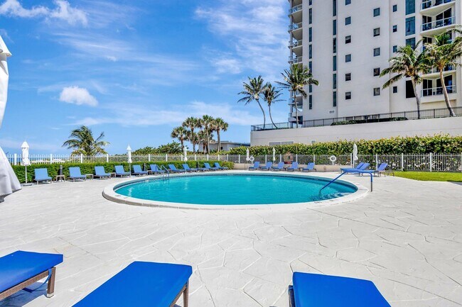 Building Photo - 2800 N Ocean Dr